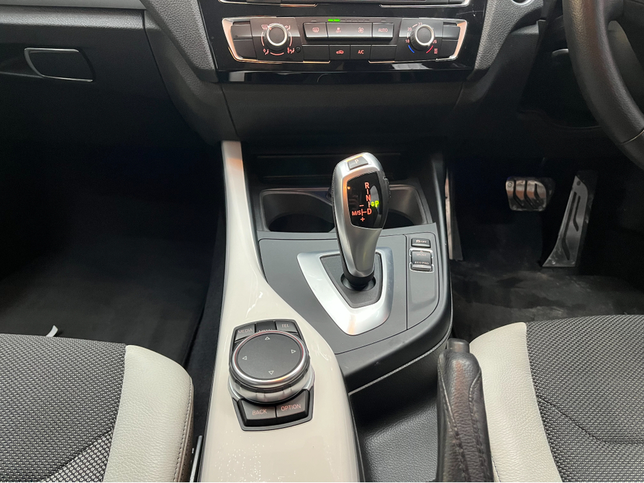 2015 BMW 1 Series €14950 2015 BMW 118I STYLE 1.6 AUTOMATIC / CRUISE CONTROL / REVERSE CAMERA AND MORE €14,950