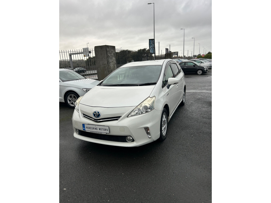 2014 Toyota Prius  €13,950