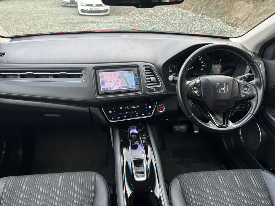 2017 Honda Vezel - image 11