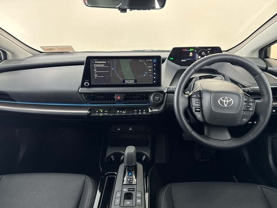 2025 Toyota Prius PLUG-IN HYBRID €37,950