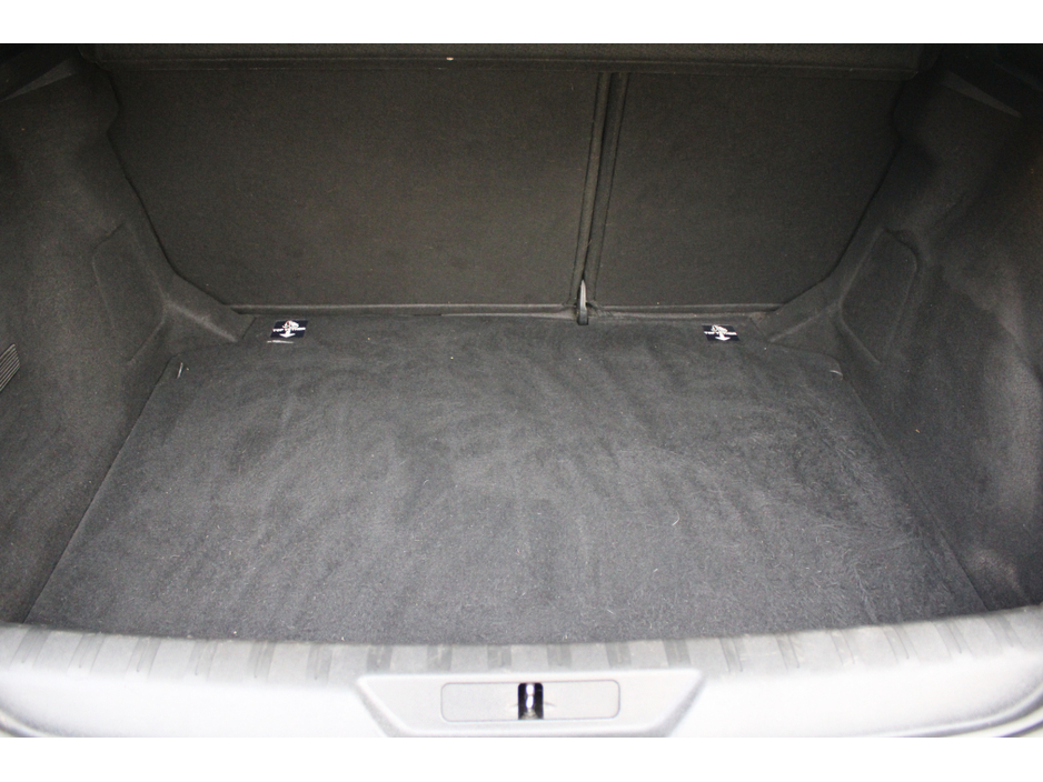 2018 Peugeot 308 B6 F/L ACTIVE 1.6 BLUE HDI 100 4DR €9,595