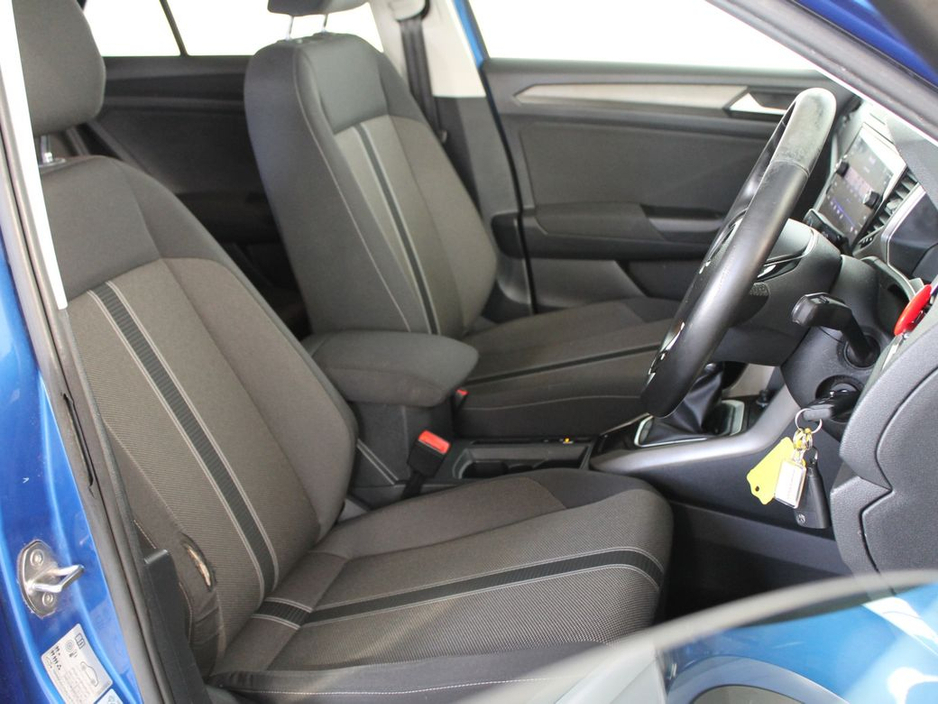 2021 Volkswagen T-Roc Design 2.0 TDI M6F 115HP 5DR €24,999