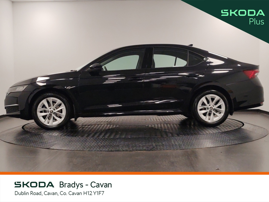 2025 Skoda Octavia - image 6