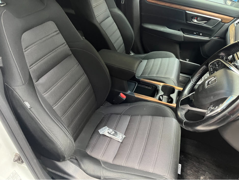 2020 Honda CR-V - image 9