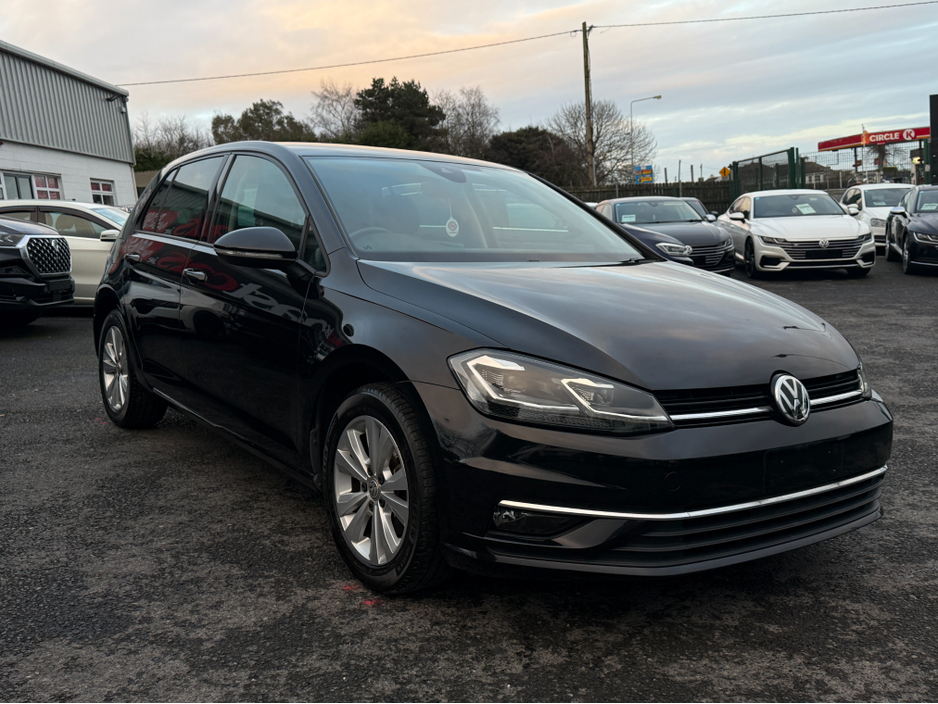 2017 Volkswagen Golf 172 REG NEW MODEL MK7.5 SAT NAV PACK PRIVACY GLASS-REVERSE CAMERA - NAVIGATION - CARPLAY - ANDROID AUTO - DISCOVER PRO €16,450
