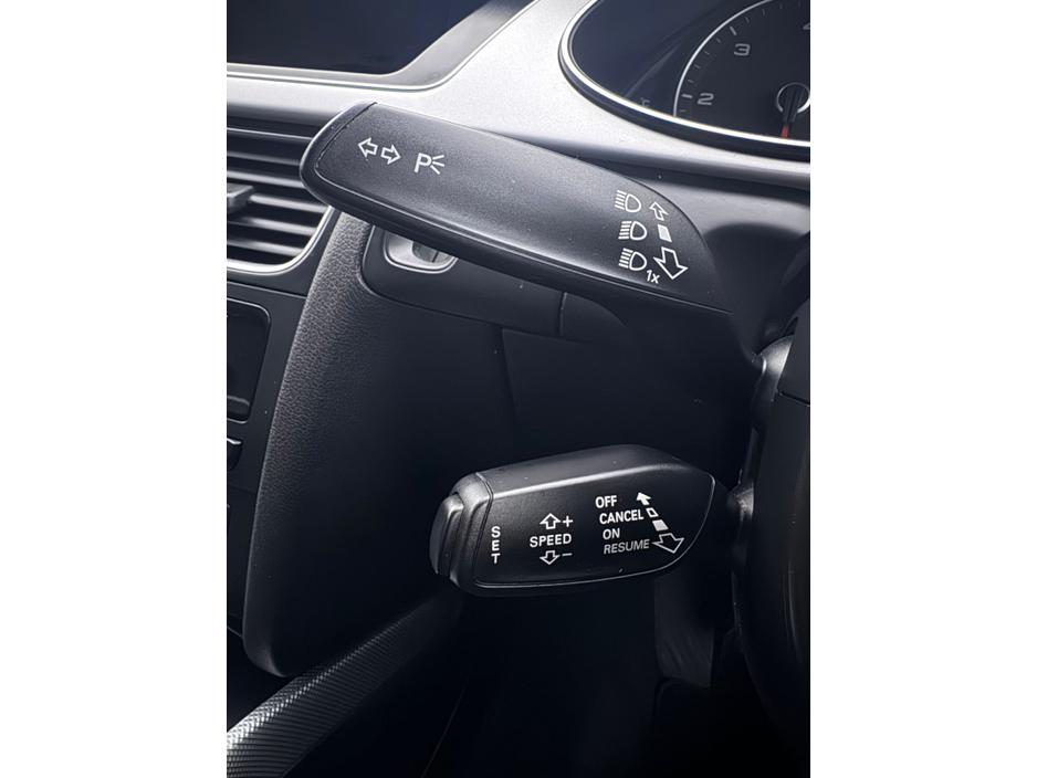 2015 Audi A4 2.0 TDI  TECHNIK ULTRA  163PS 4DR SPORT 35 AUTO €8,750