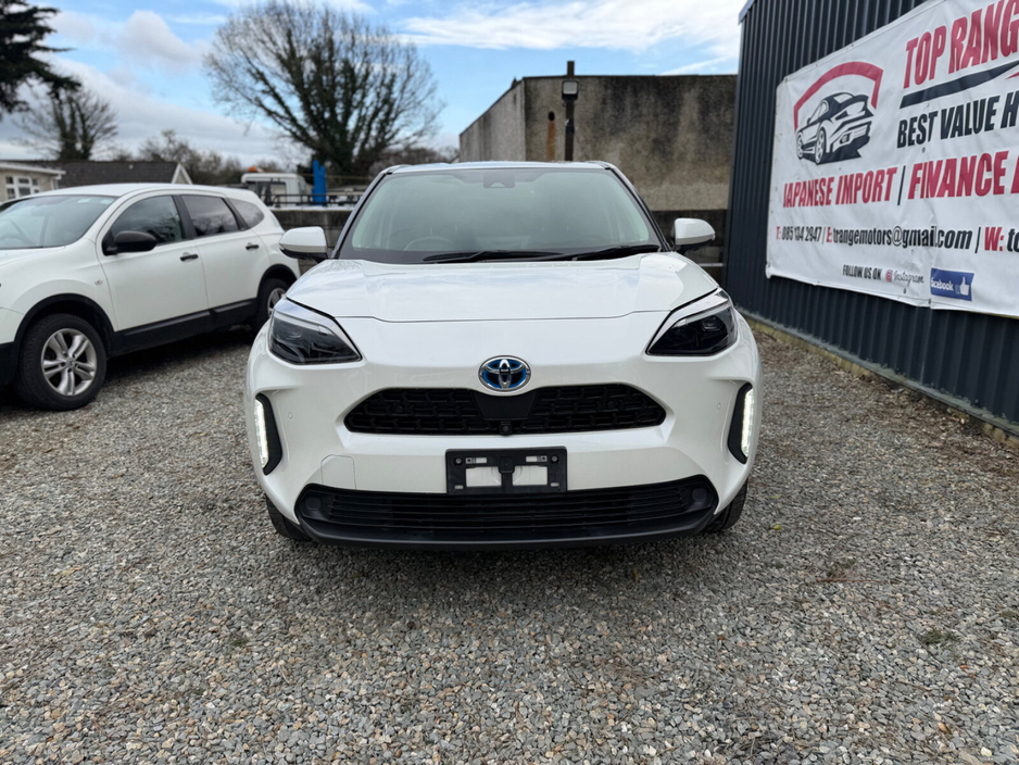 2022 Toyota Yaris Cross - image 2