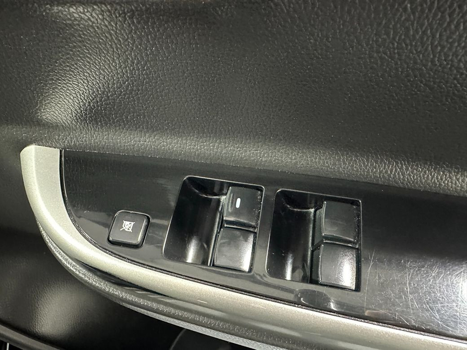 2020 Mitsubishi L200 - image 20