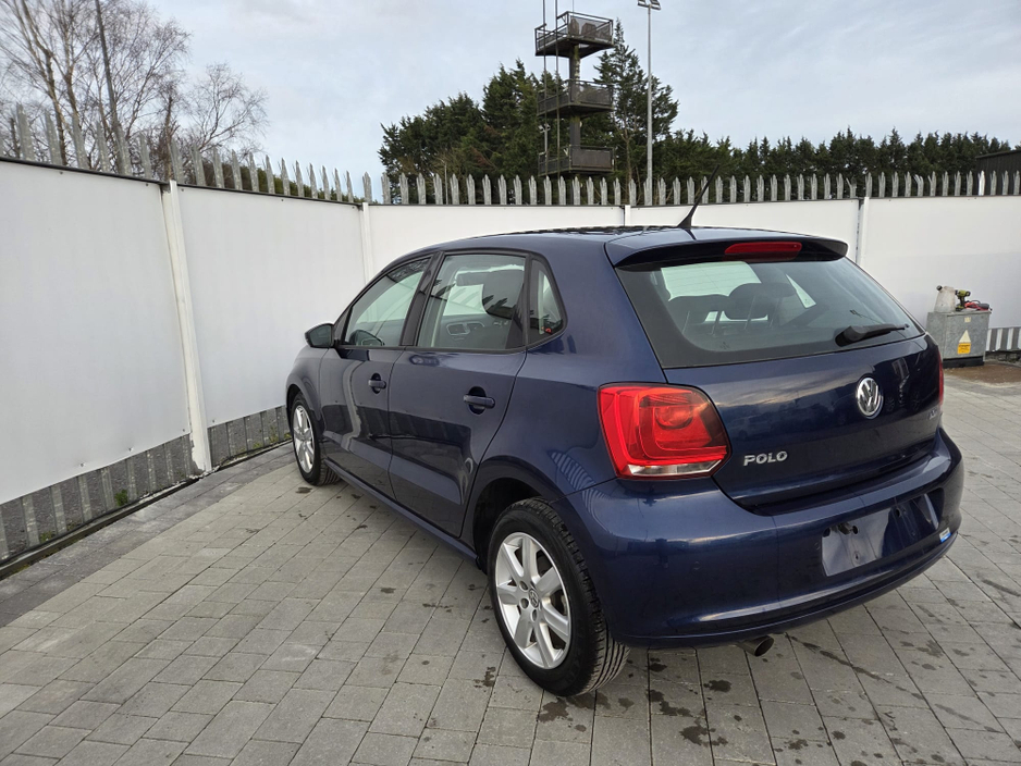 2012 Volkswagen Polo - image 7