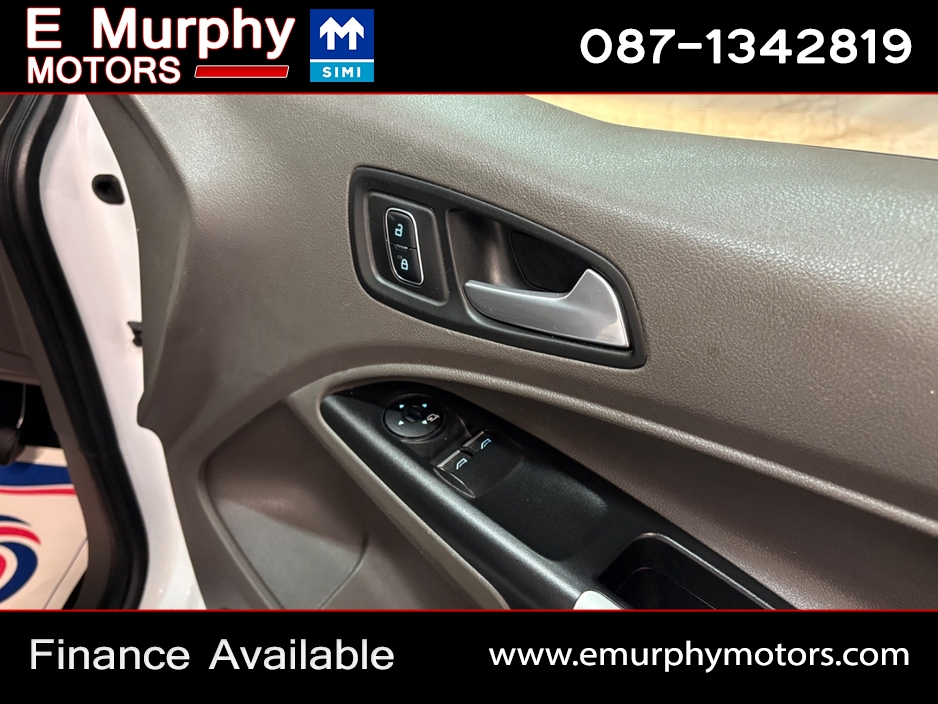 2023 Ford Transit Connect - image 20