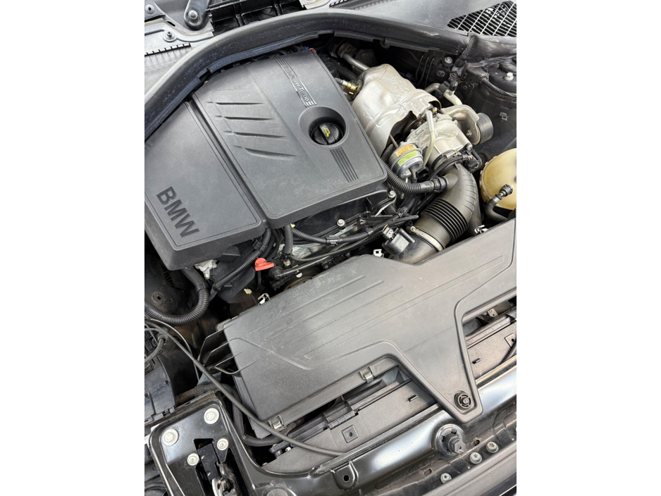 2012 BMW 1 Series - image 14