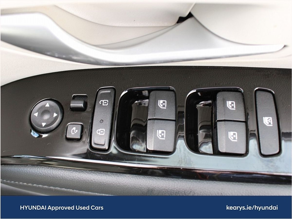 2024 Hyundai Tucson 4WD Executive PHEV Auto