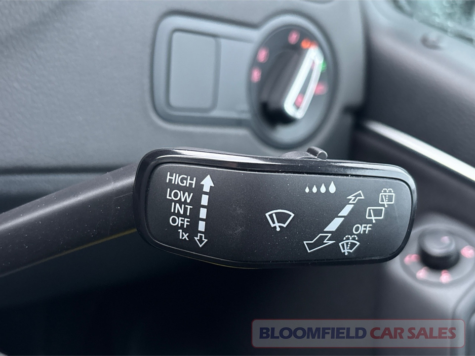 2017 Volkswagen Polo 1.2 , AUTO // EXTREMELY LOW MILEAGE €13,950