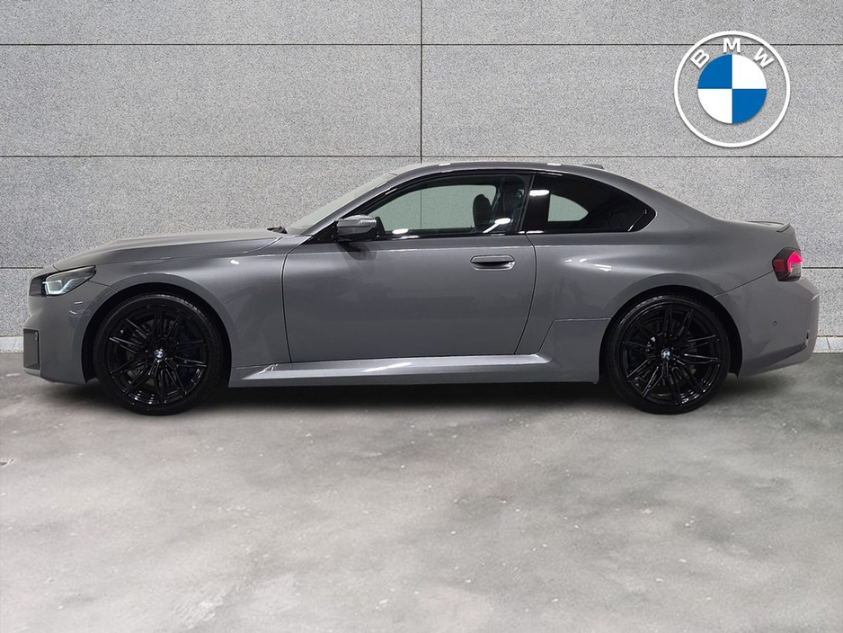 2025 BMW M2 - image 3