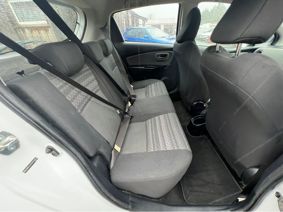 2017 Toyota Yaris ==STUNNING 1.0 LUNA//REVERSING CAMERA//NEW NCT//SERVICED== €10,950