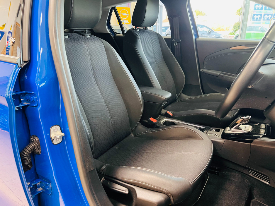 2022 Opel Corsa - image 4