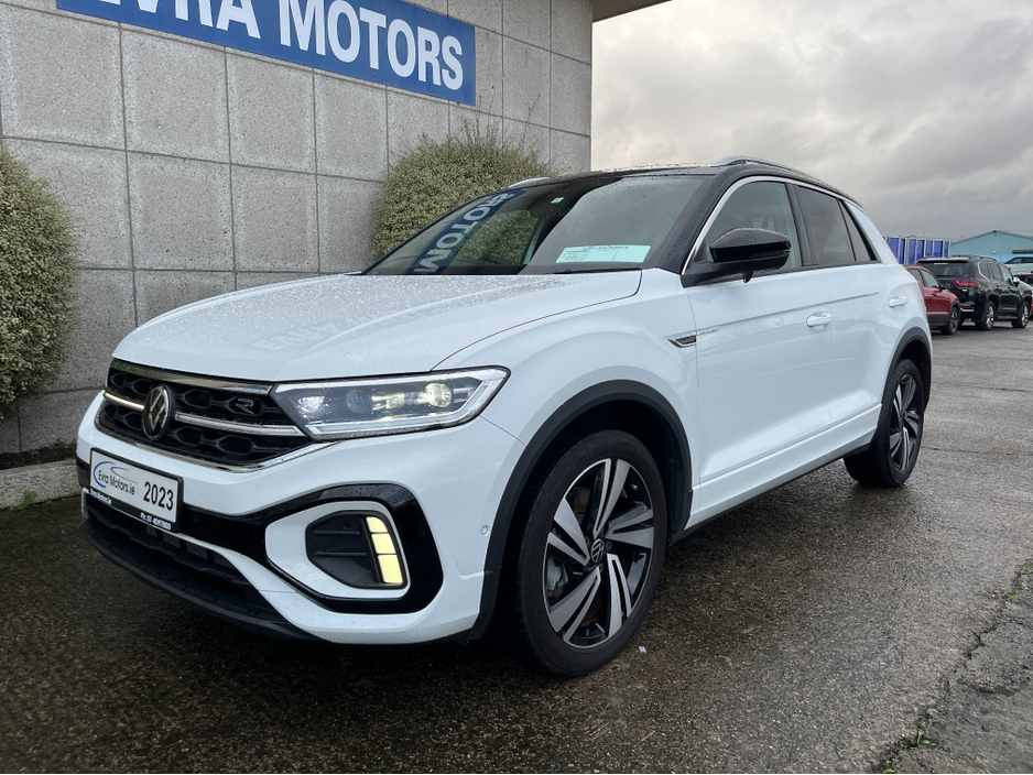 2023 Volkswagen T-Roc R-LINE AUTOMATIC 2.0 DIESEL //HALF LEATHER HEATED SEATS//REVERSE CAMERA//ADAPTIVE CRUISE CONTROL//KEYLESS ENTRY// €31,950