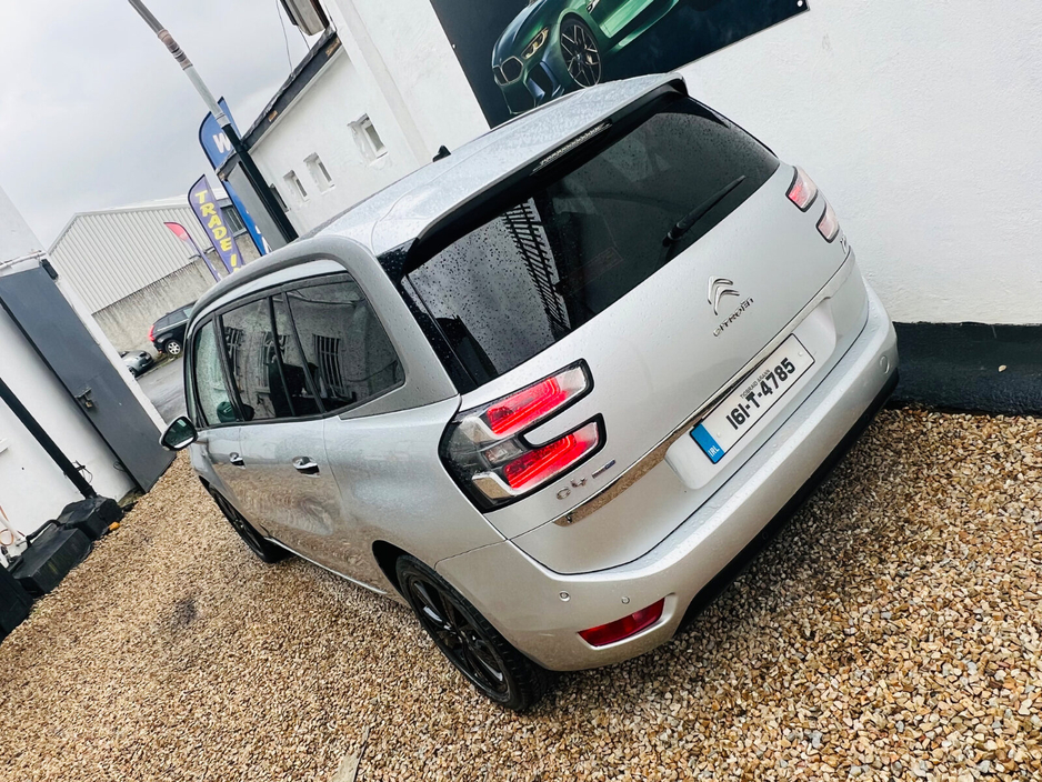 2016 Citroen Grand C4 Picasso BlueHDi 150 6-speed manual Exclusive+ €8,750