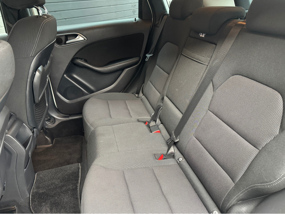 2014 Mercedes-Benz B Class - image 11