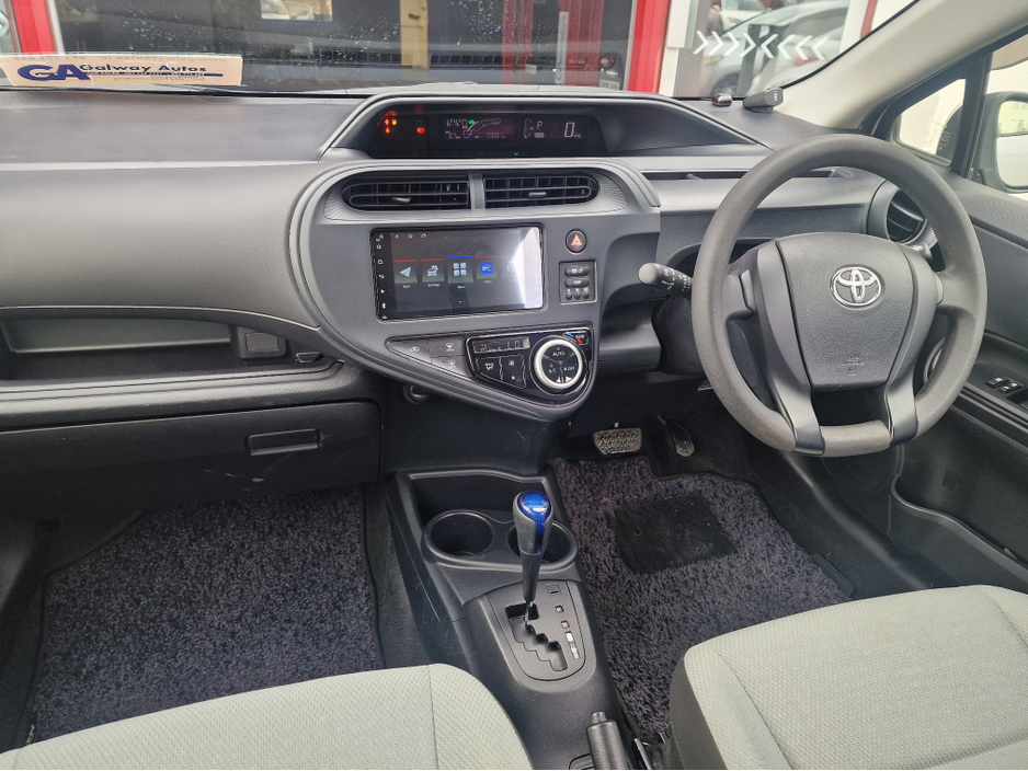 2018 Toyota Aqua - image 28