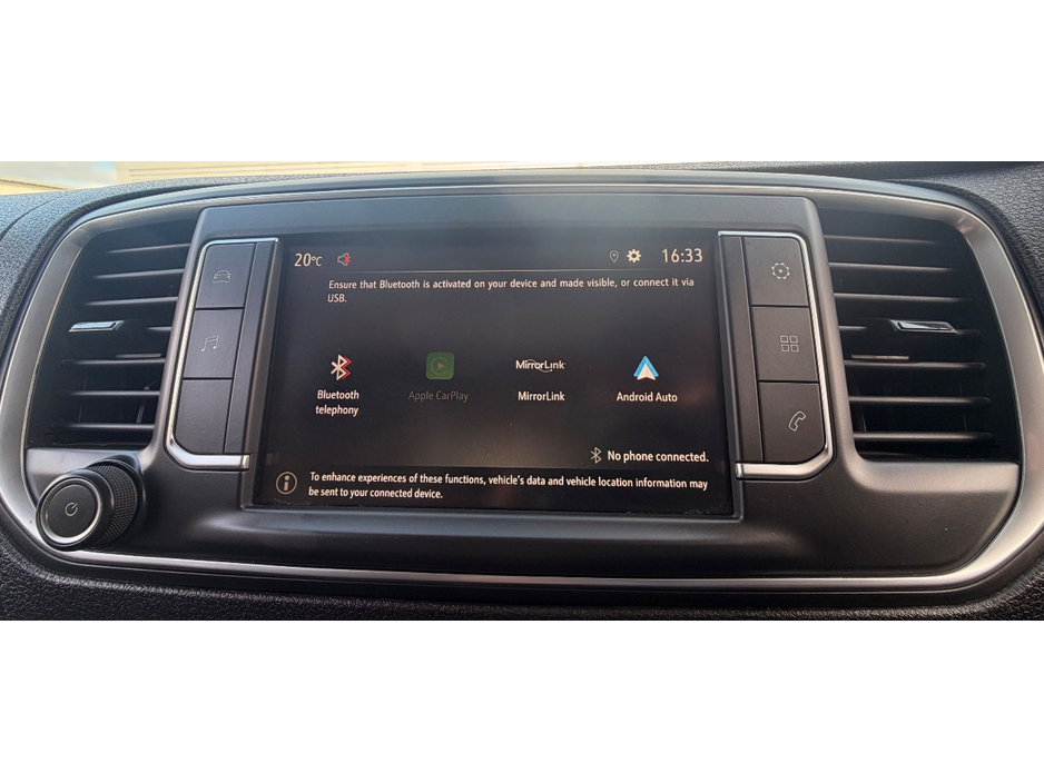 2022 Opel Vivaro - image 16