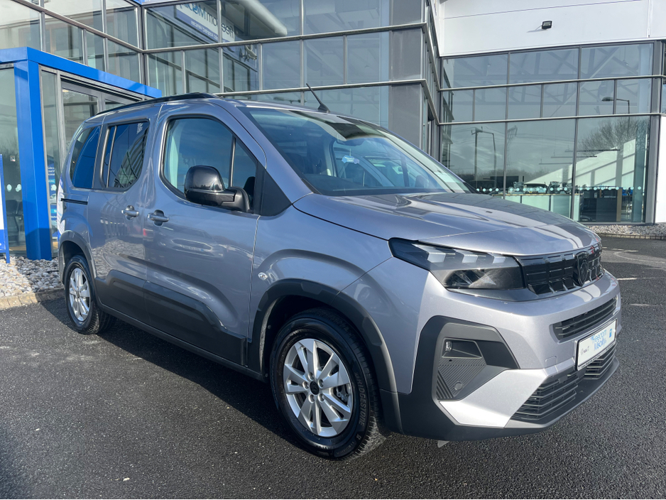 2024 Peugeot Rifter New Model Wheelchair Accessible Low Kms €26,950