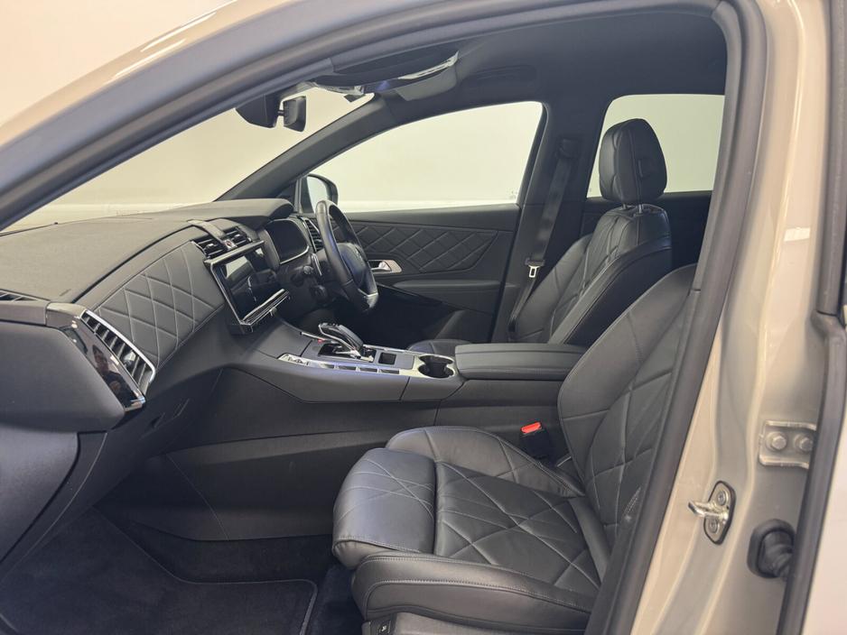 2023 DS Automobiles DS 7 - image 4