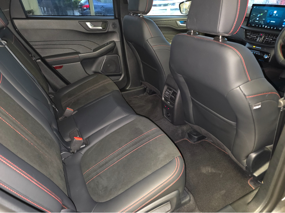 2025 Ford Kuga ST-LINE X PAN ROOF €42,900