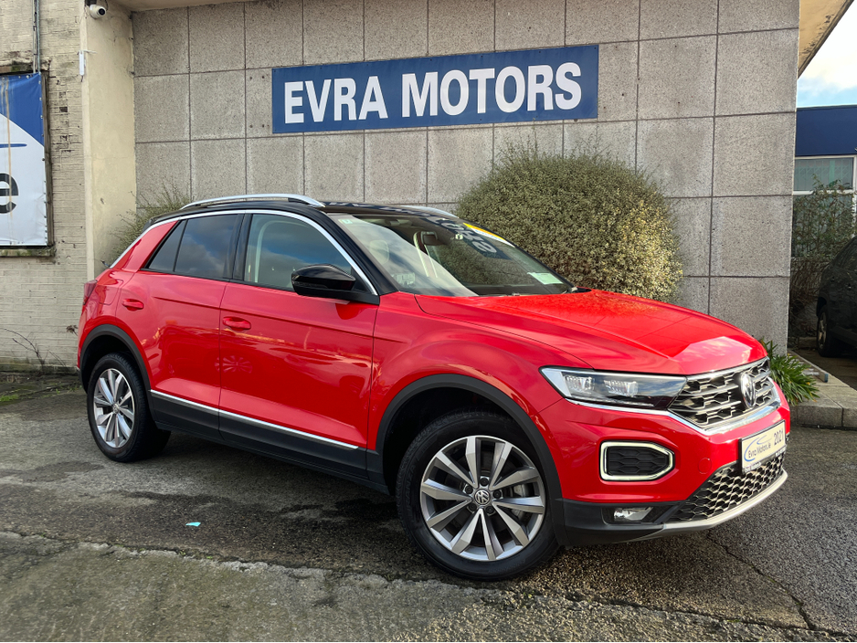 2021 Volkswagen T-Roc STYLE AUTOMATIC 2.0 DIESEL //LOW MILES//KEYLESS ENTRY//REVERSE CAMERA//ADAPTIVE CRUISE CONTROL//BLIND SPOT WARNING// €25,950
