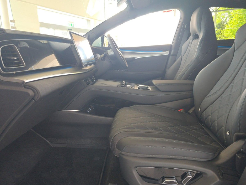 2025 BYD Sealion 7 - image 15