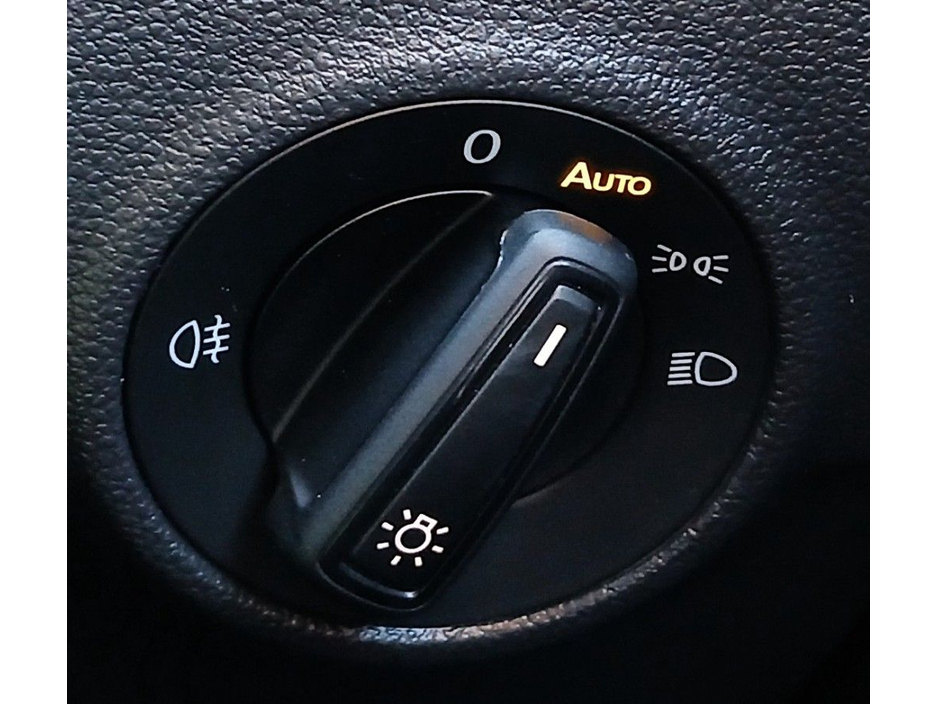 2023 Volkswagen T-Roc LIFE 2.0TDI 116HP *APP CONNECT, REVERSING CAMERA & MORE!*