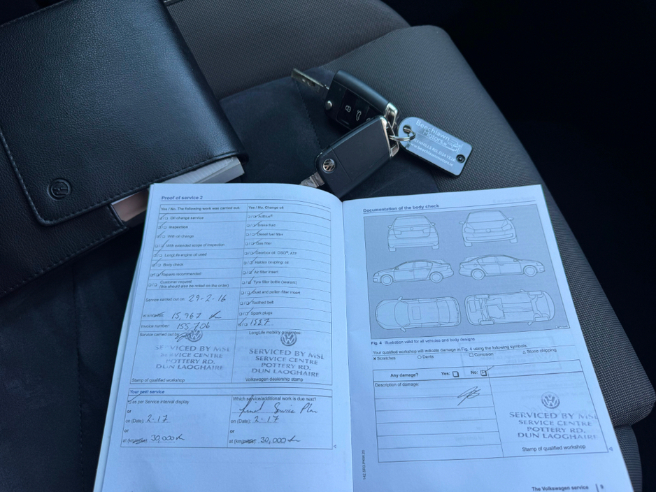 2014 Volkswagen Golf - image 29