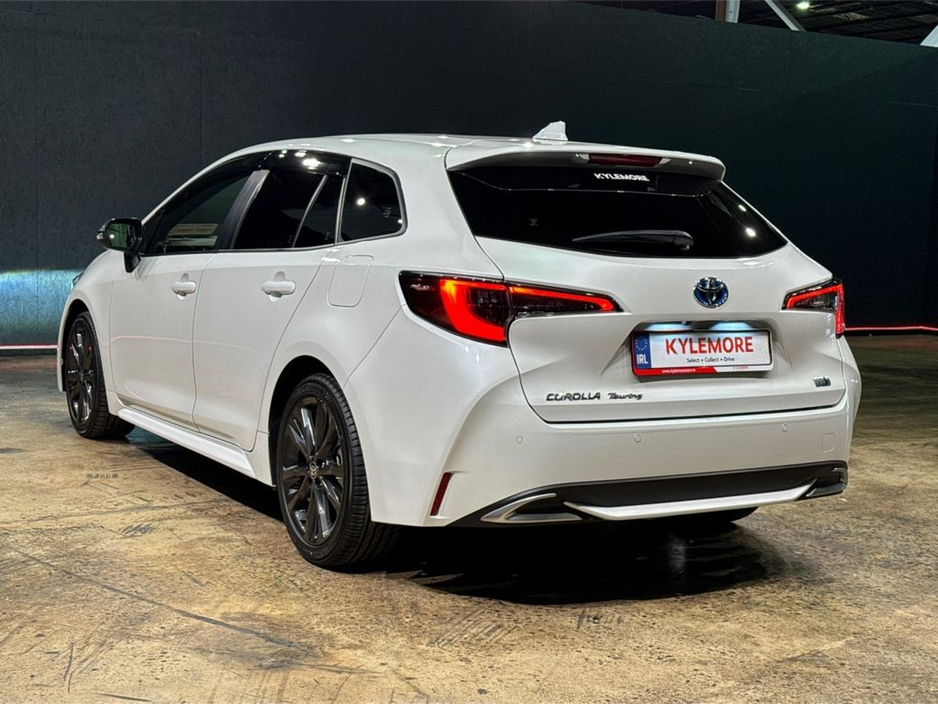 2023 Toyota Corolla - image 5