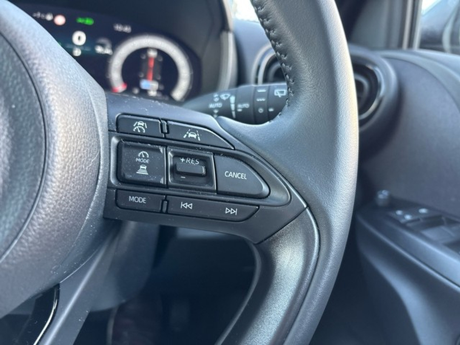 2025 Toyota Yaris HYBRID PLATINUM €31,950