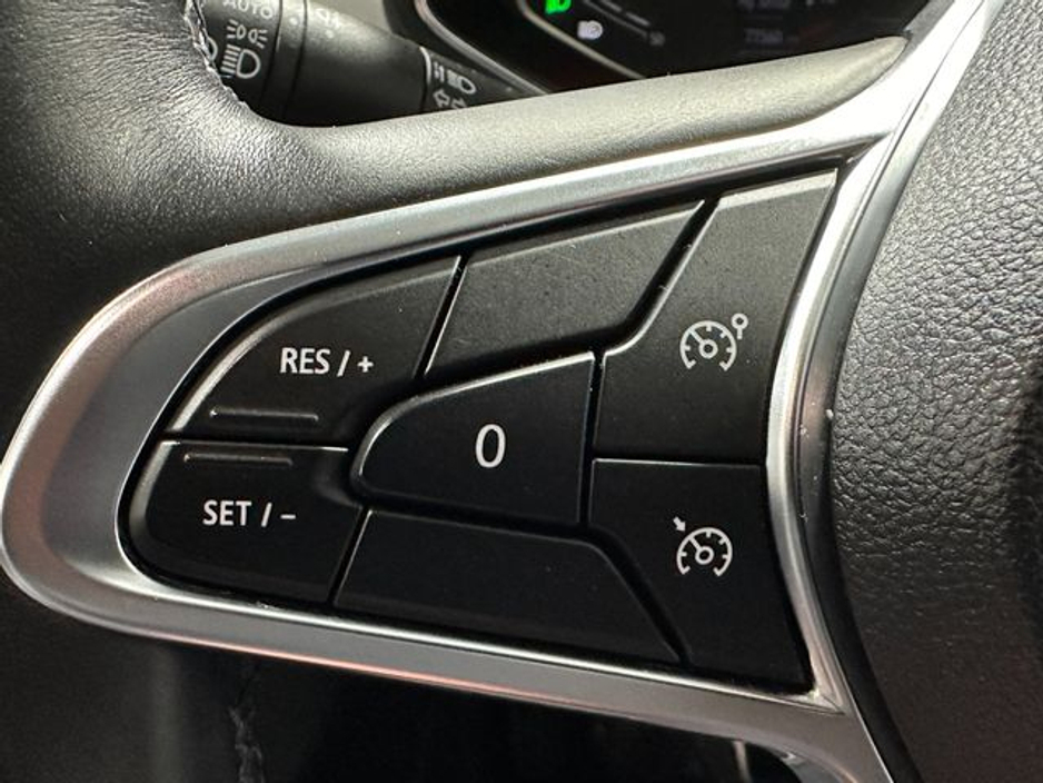 2020 Renault Captur - image 16