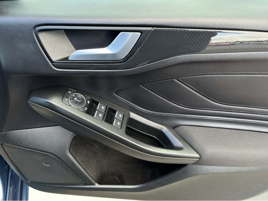 2023 Ford Focus - image 17