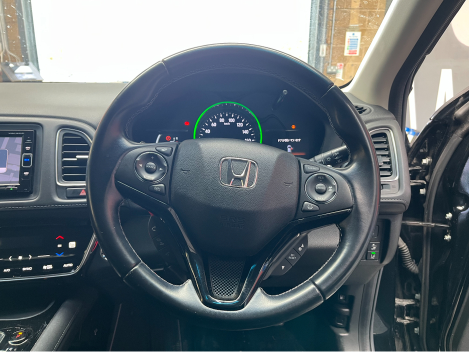 2018 Honda Vezel - image 8