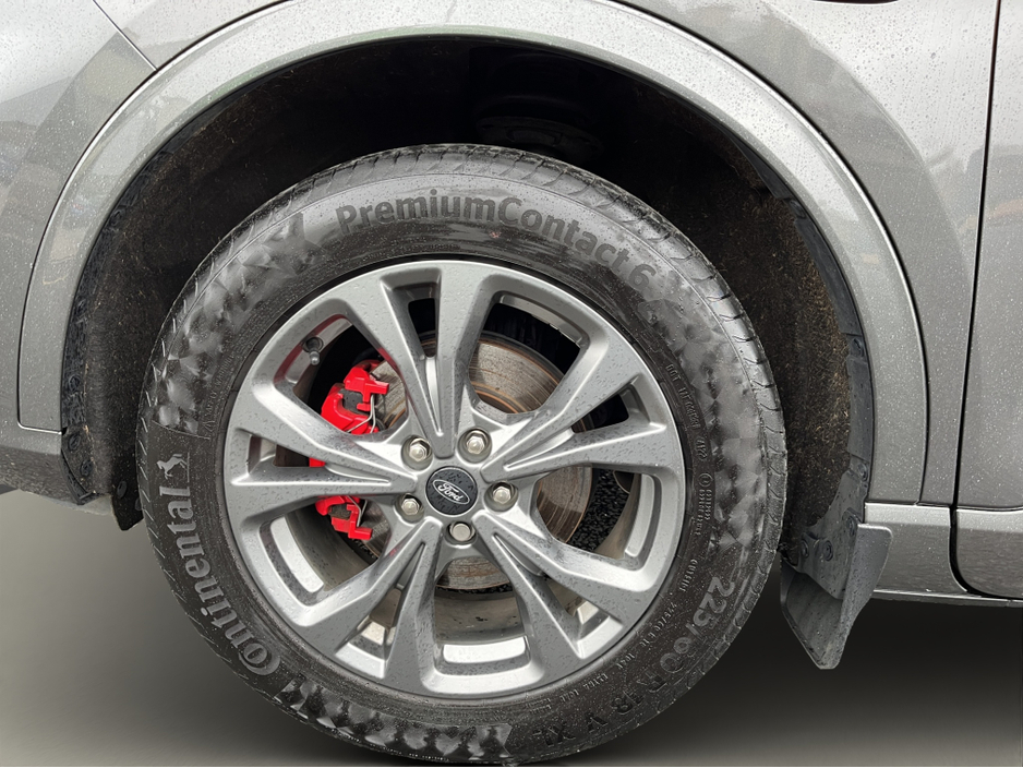 2023 Ford Kuga - image 17