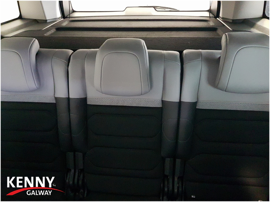 2024 Citroen C5 - image 12