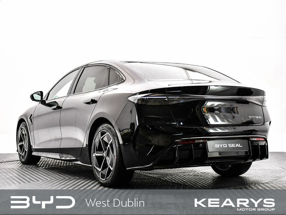 2026 BYD Seal - image 3