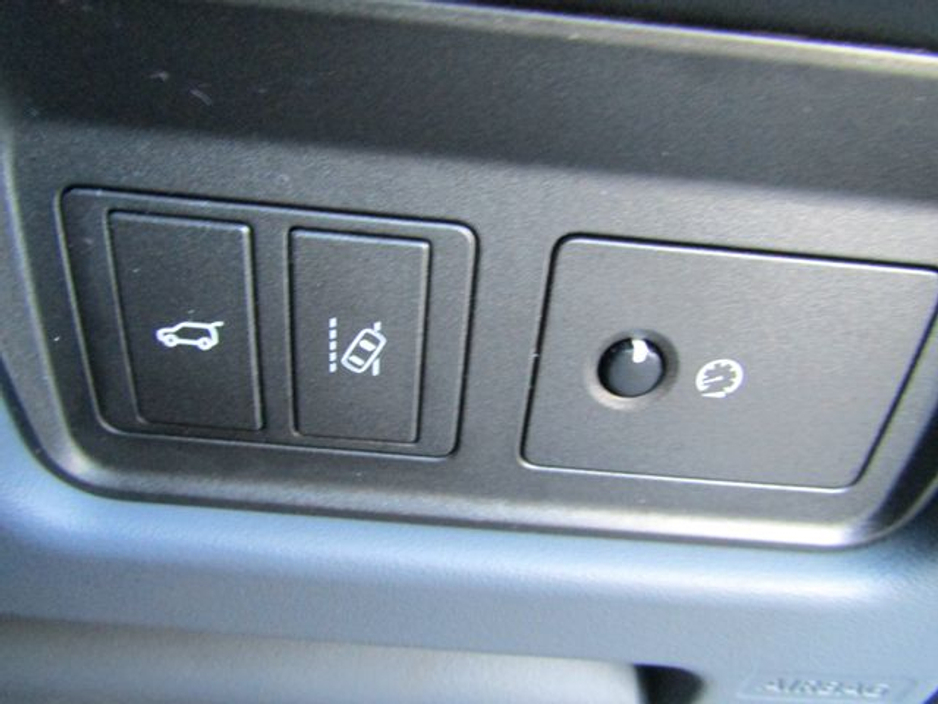 2017 Land Rover Range Rover Evoque - image 25