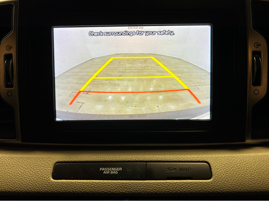 2018 Kia Sportage - image 24