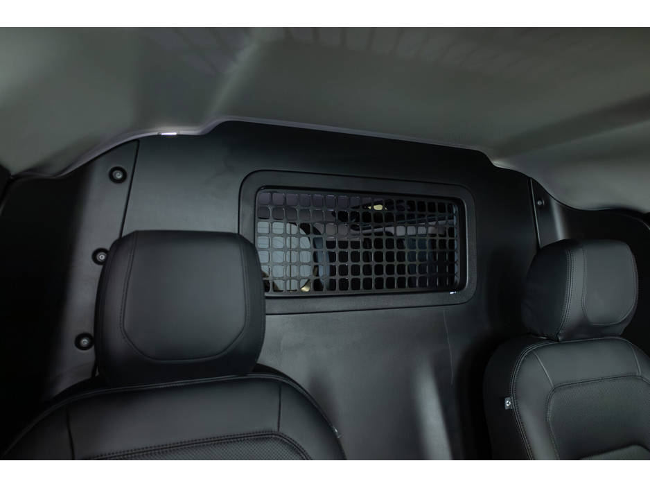 2023 Land Rover Defender - image 16