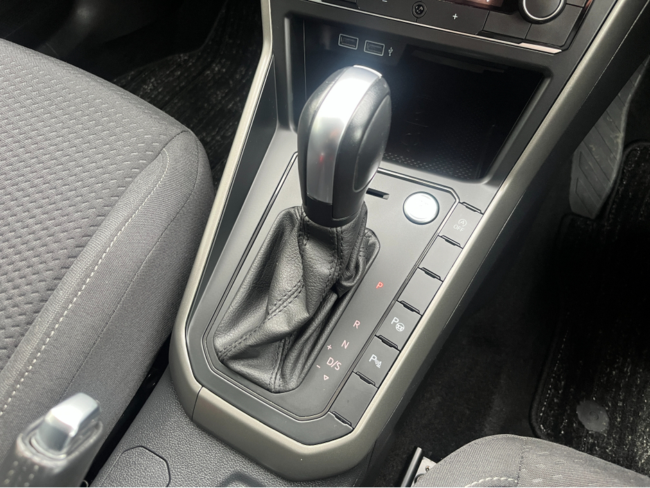 2020 Volkswagen Polo COMFORTLINE AUTOMATIC 1.0 PETROL //LOW MILES//KEYLESS ENTRY//ADAPTIVE CRUISE CONTROL//REVERSE CAMERA//WIRELESS CHARGING// €17,950