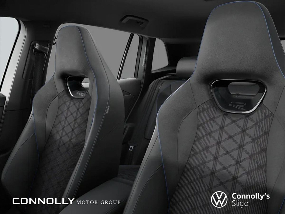 2026 Volkswagen Tiguan - image 5