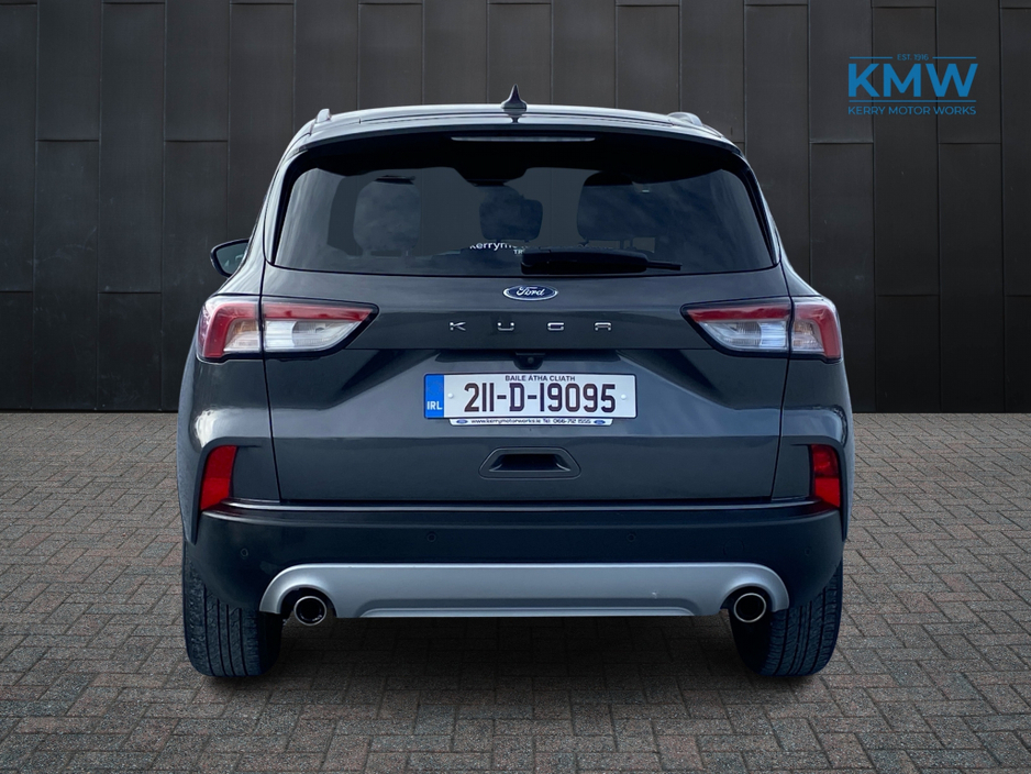 2021 Ford Kuga - image 5