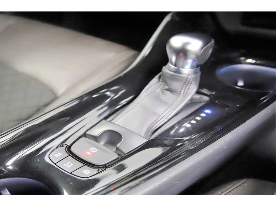 2017 Toyota C-HR 1.8 HYBRID *HALF LEATHER*9"ANDROID CAR PLAYER* €19,890