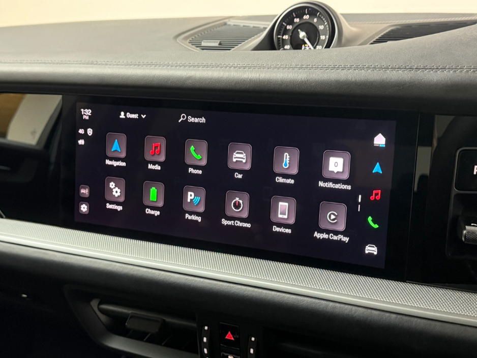 2024 Porsche Cayenne - image 27