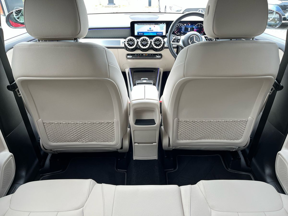 2025 Mercedes-Benz GLB 200D Progressive Line 7 Seater SUV *Saving €12,134 from New* €59,950