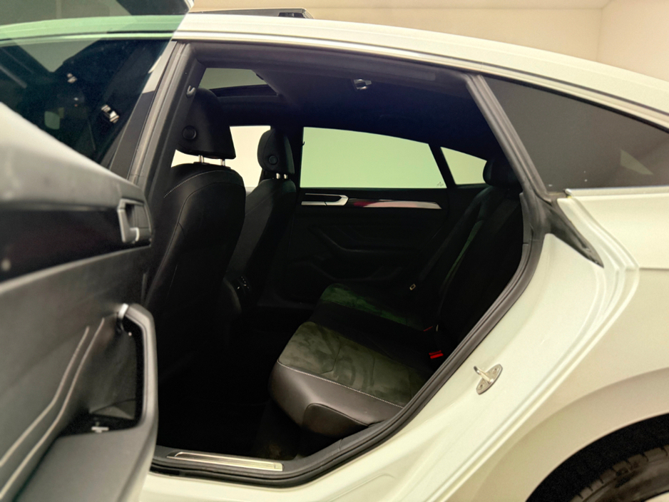 2023 Volkswagen Arteon - image 15